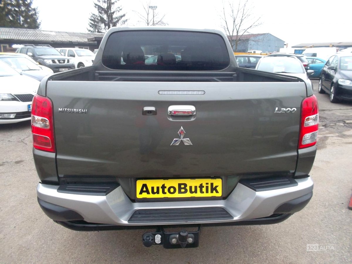 Mitsubishi L200, 2016 - pohled č. 10