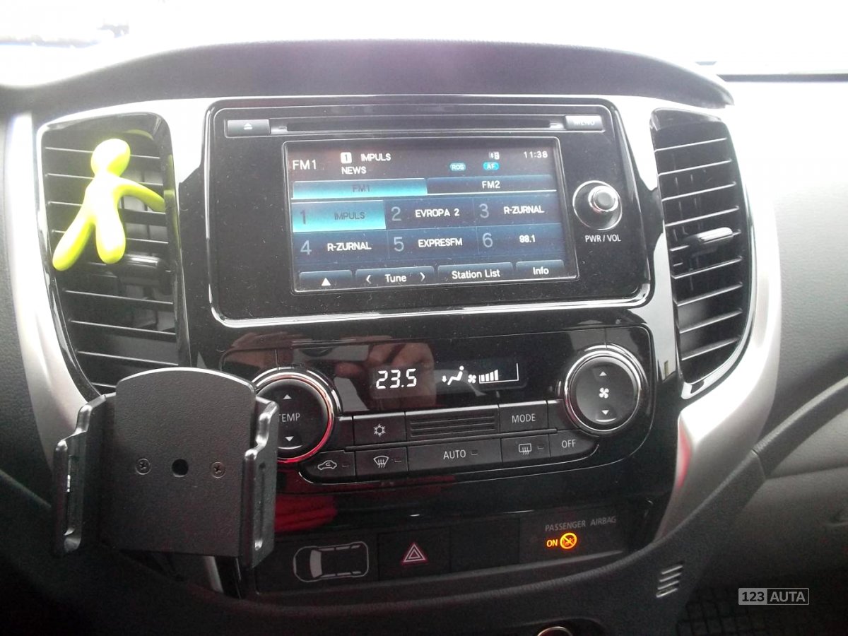 Mitsubishi L200, 2016 - pohled č. 6