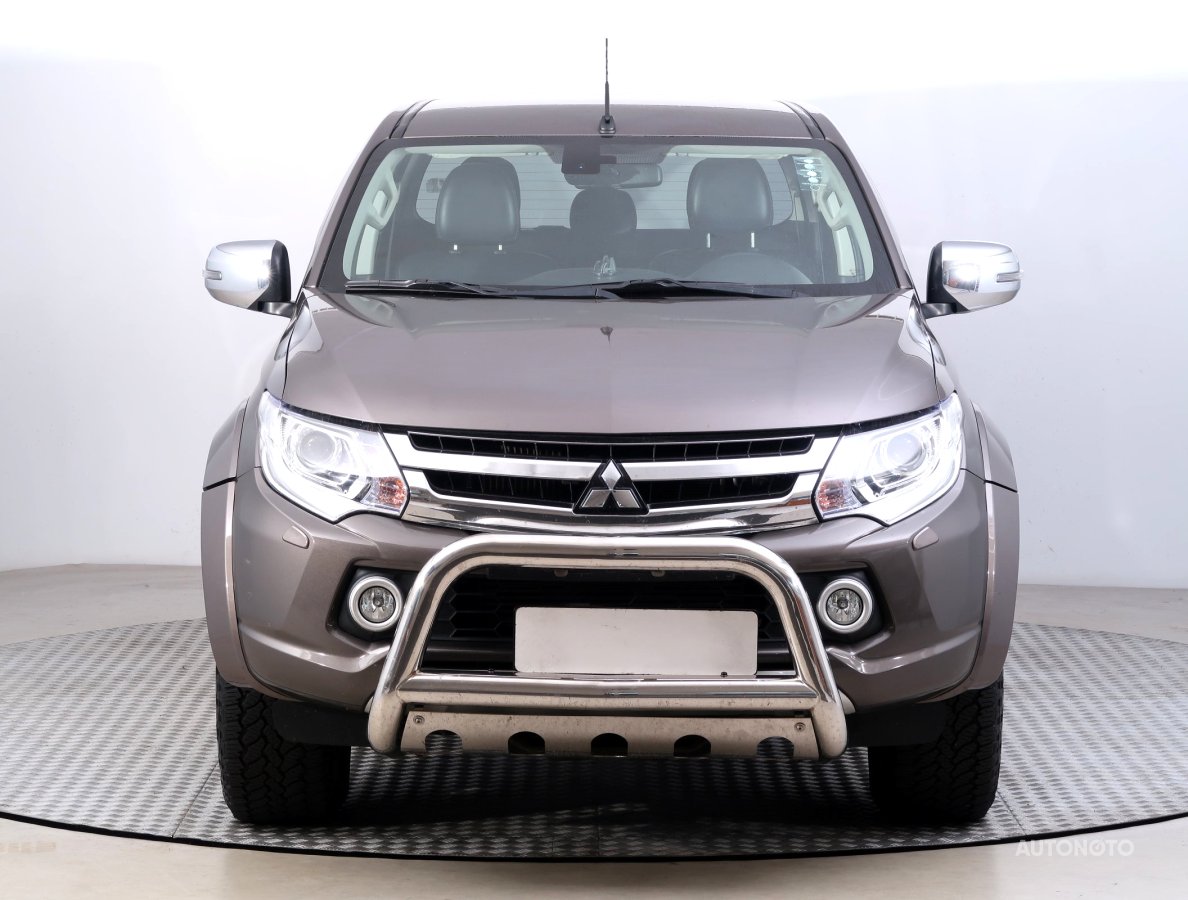 Mitsubishi L200, 2016 - pohled č. 2