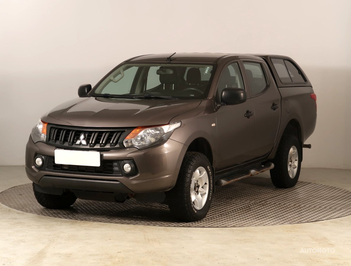 Mitsubishi L200, 2016 - pohled č. 3