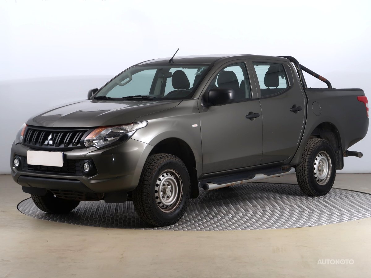 Mitsubishi L200, 2016 - pohled č. 3