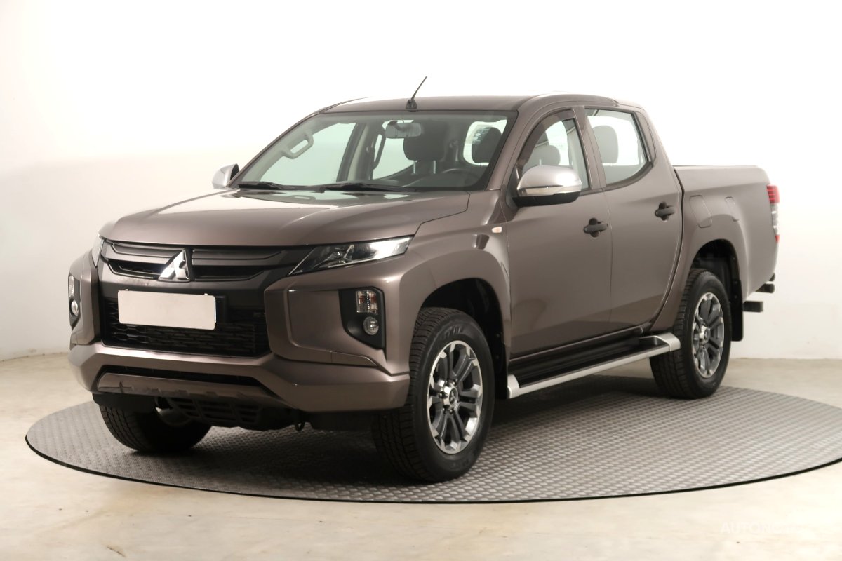 Mitsubishi L200, 2020 - pohled č. 3