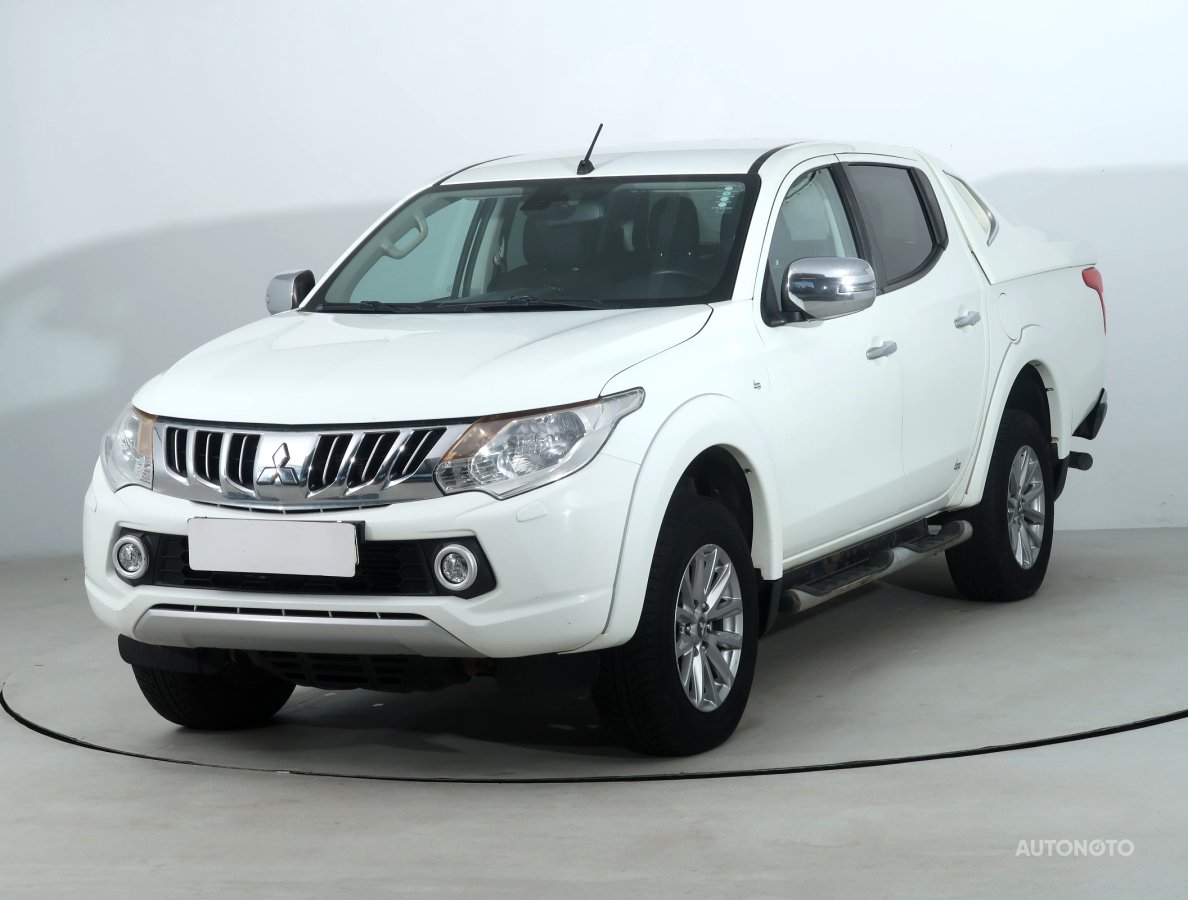 Mitsubishi L200, 2016 - pohled č. 3