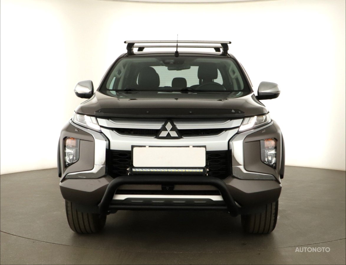 Mitsubishi L200, 2020 - pohled č. 2