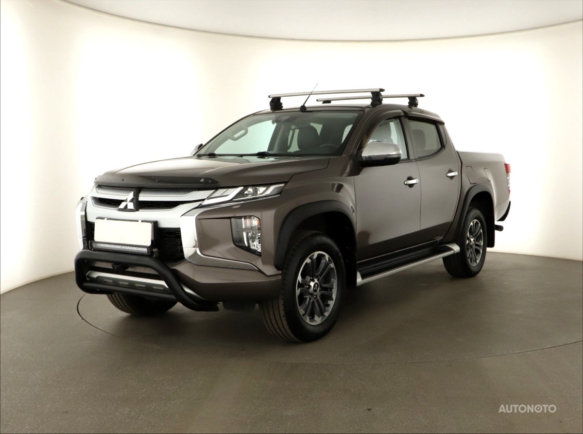 Mitsubishi L200, 2020 - pohled č. 3