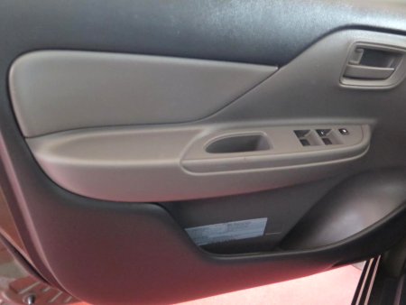 Mitsubishi L200, 2016 - pohled č. 6