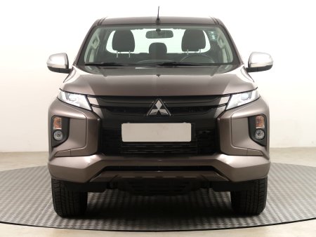 Mitsubishi L200, 2020 - pohled č. 2