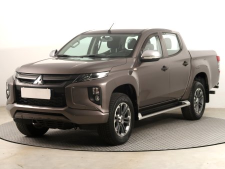 Mitsubishi L200, 2020 - pohled č. 3