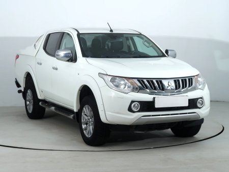 Mitsubishi L200, 2016
