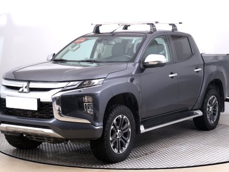 Mitsubishi L200, 2022 - pohled č. 3