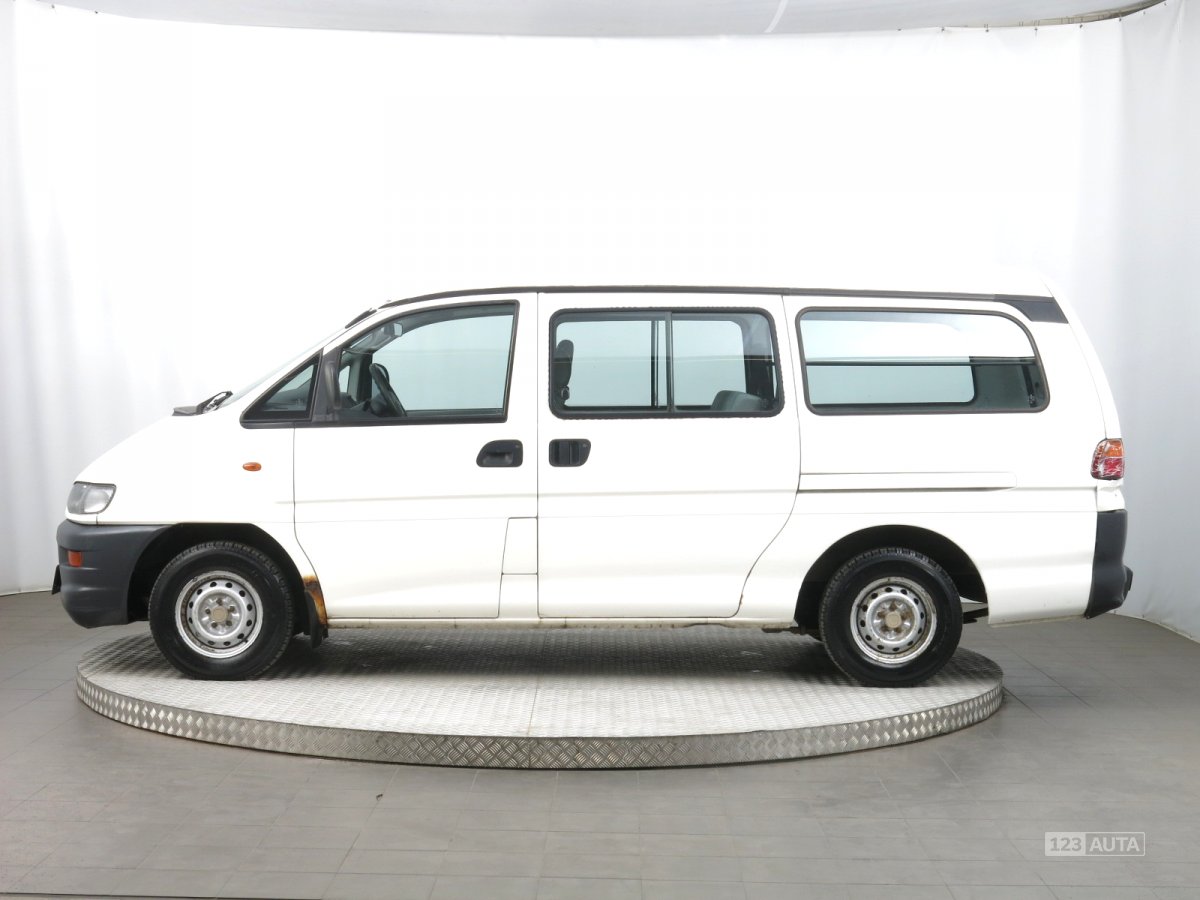 Mitsubishi L400, 2000 - pohled č. 4