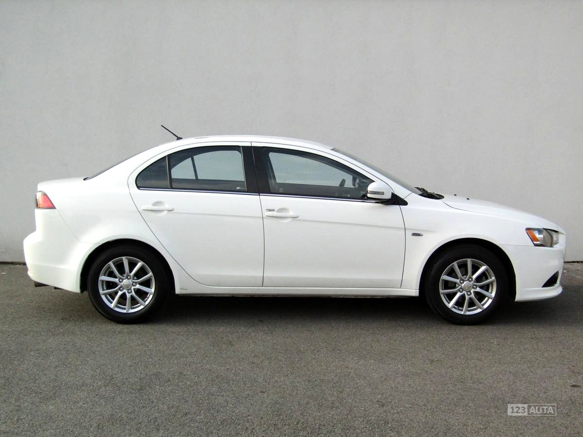 Mitsubishi Lancer, 2014 - pohled č. 4