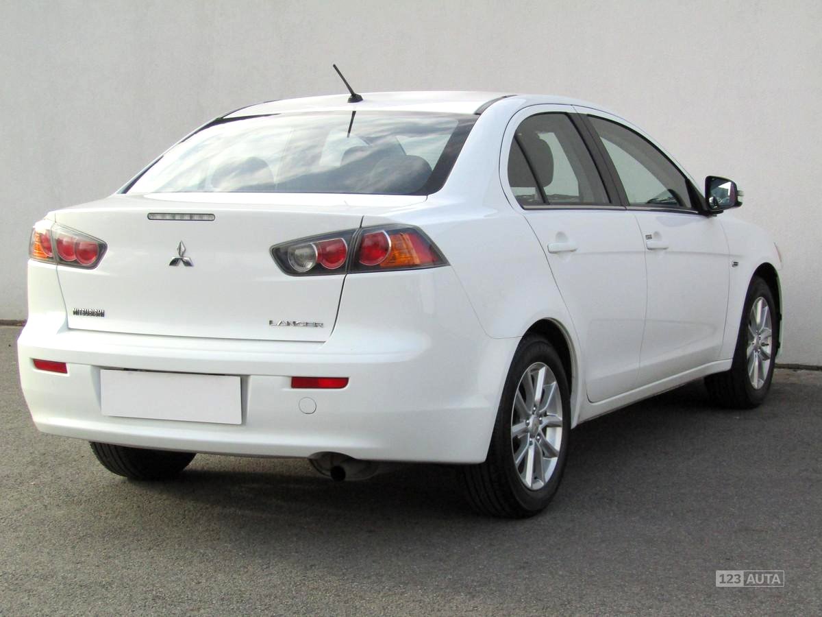 Mitsubishi Lancer, 2014 - pohled č. 5