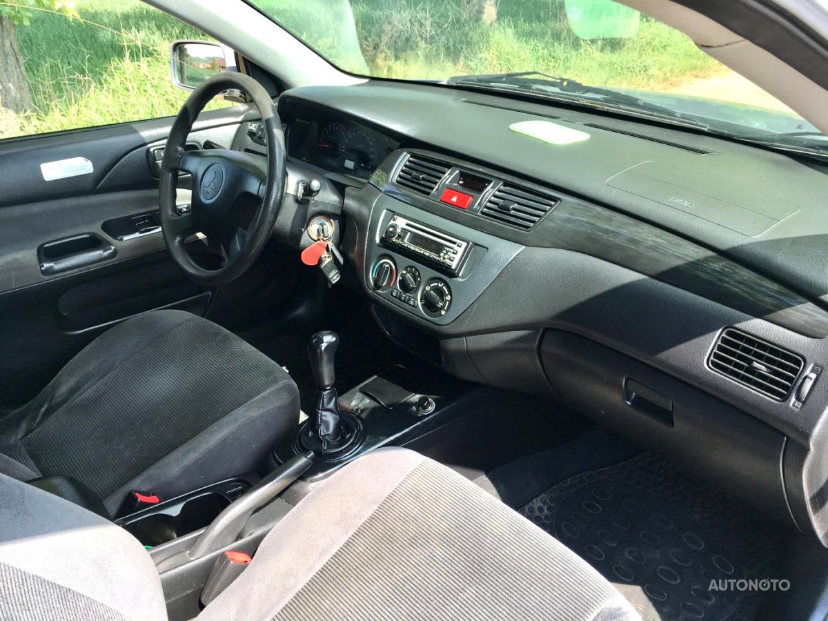 Mitsubishi Lancer, 2004 - pohled č. 9