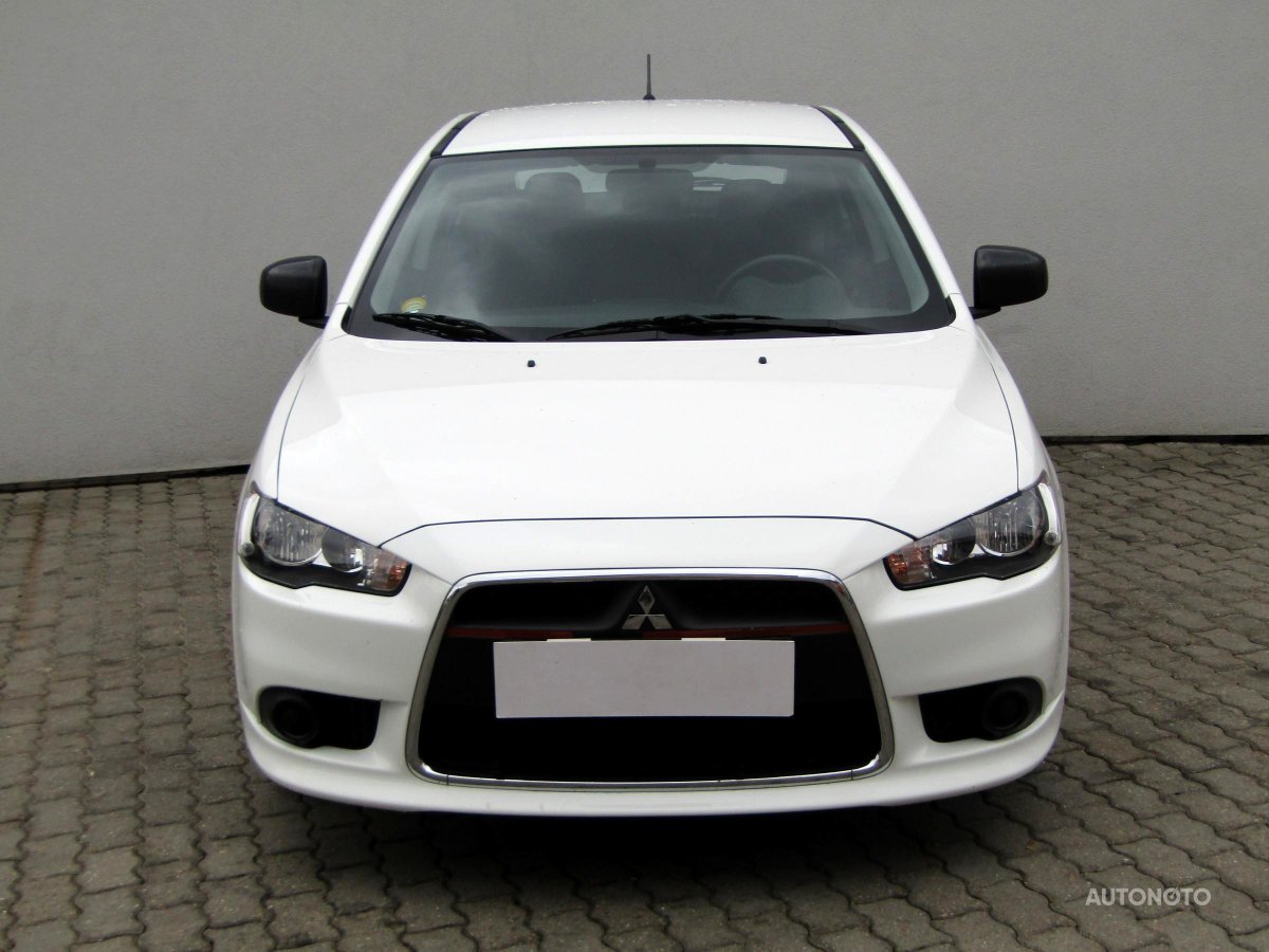 Mitsubishi Lancer, 2015 - pohled č. 2