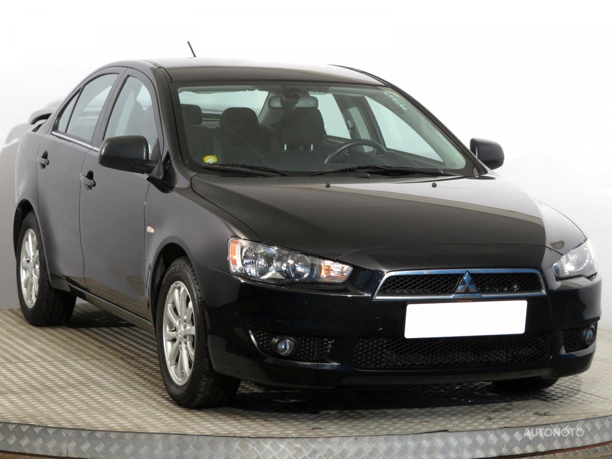 Mitsubishi Lancer, 2014 - celkový pohled