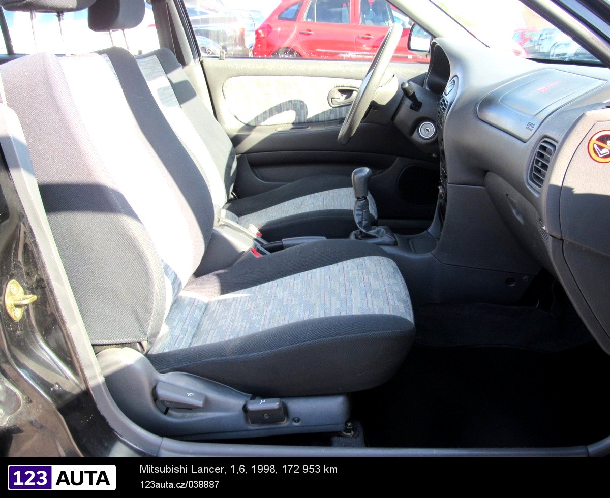 Mitsubishi Lancer, 1998 - pohled č. 16