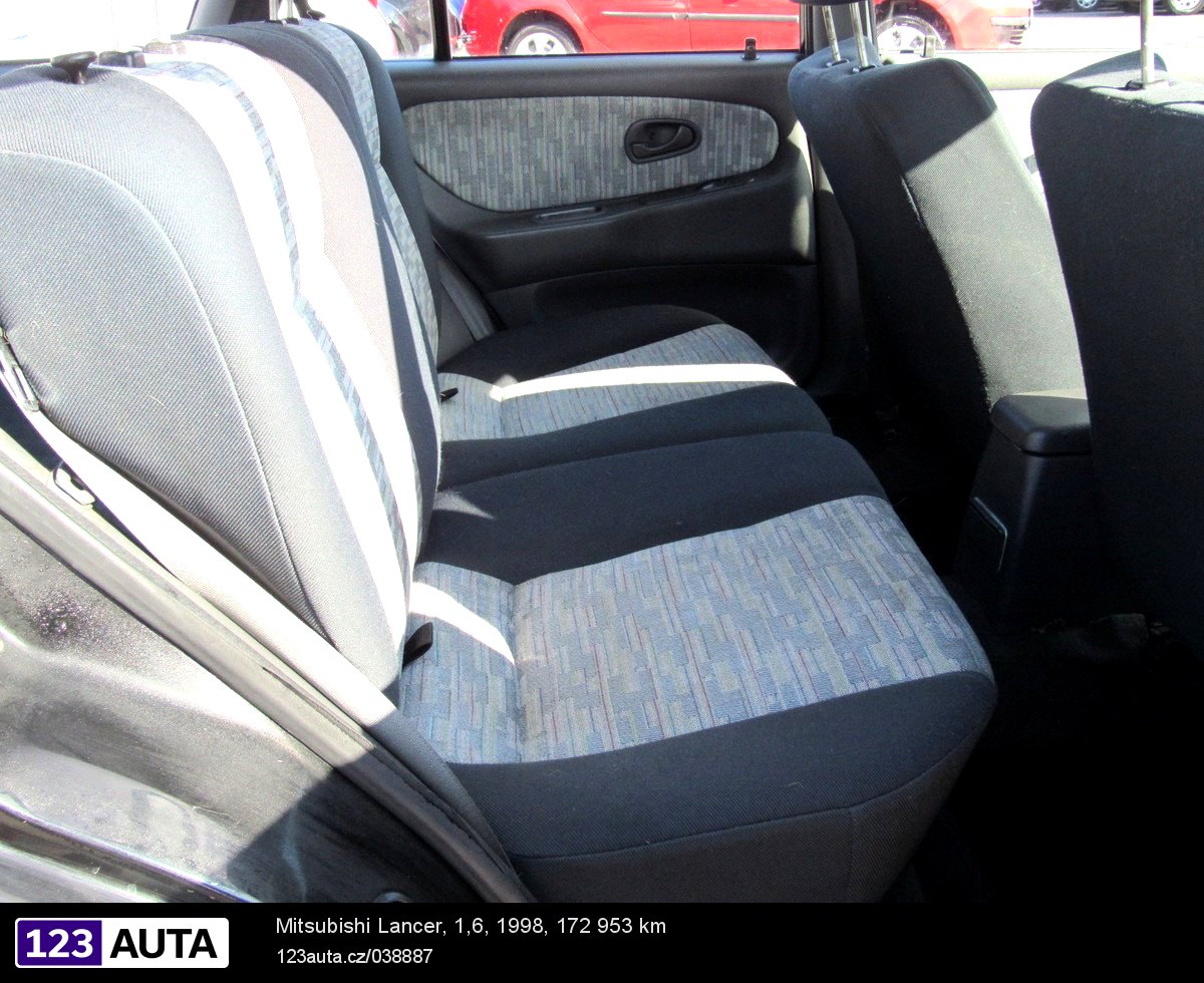 Mitsubishi Lancer, 1998 - pohled č. 17