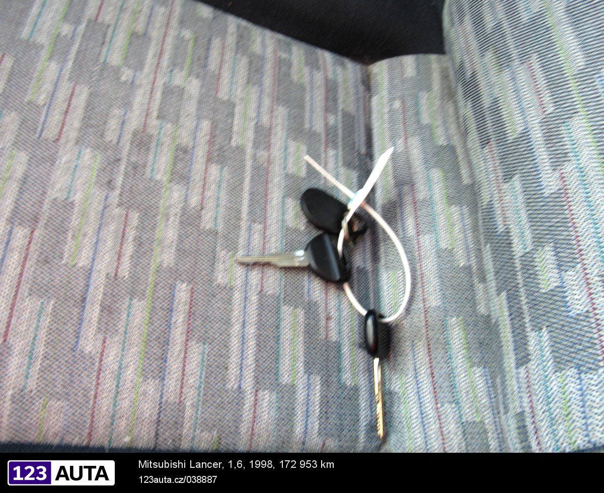 Mitsubishi Lancer, 1998 - pohled č. 21