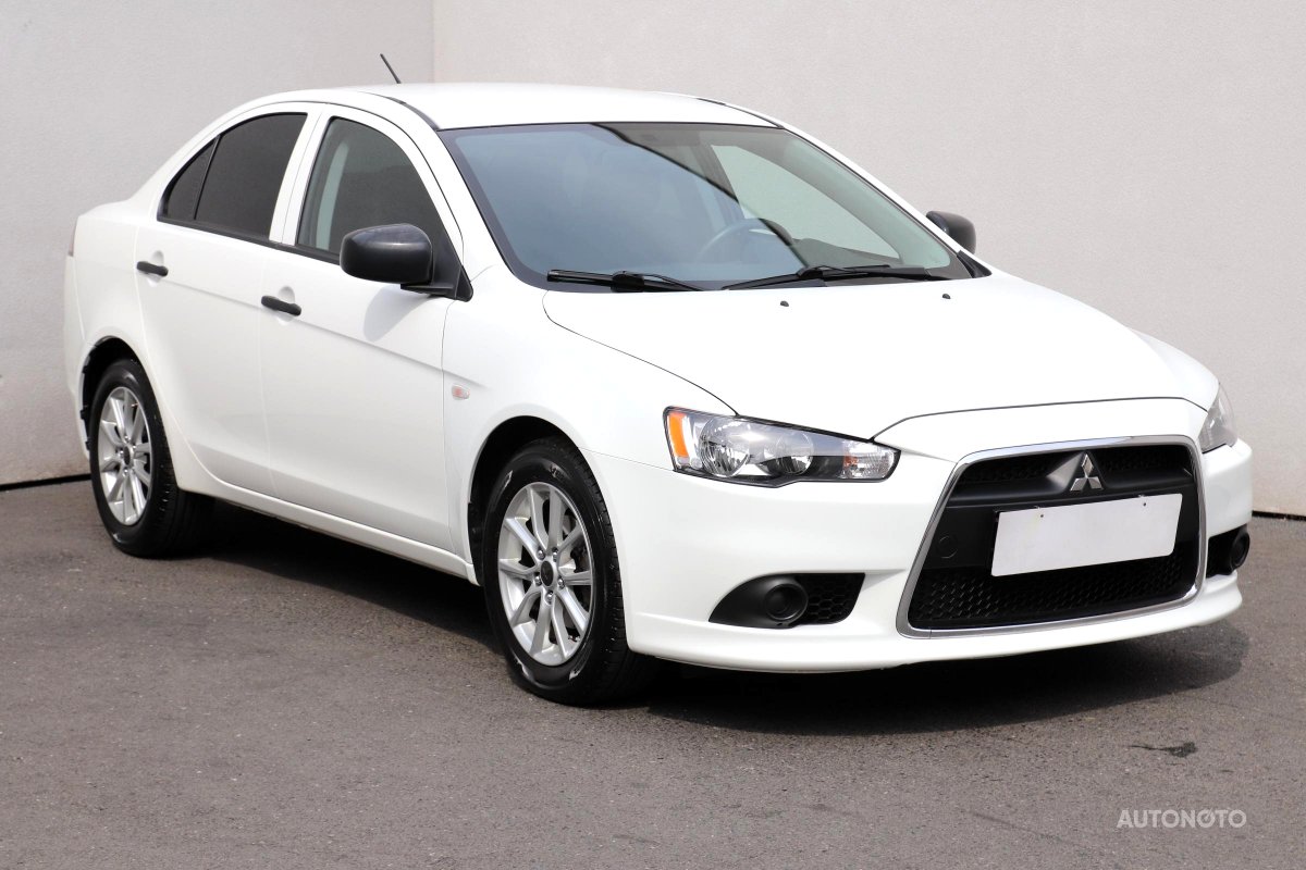 Mitsubishi Lancer, 2015 - celkový pohled