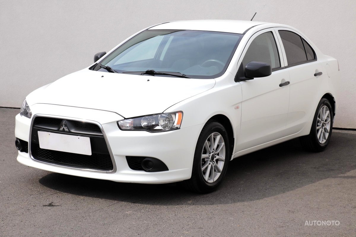 Mitsubishi Lancer, 2015 - pohled č. 3