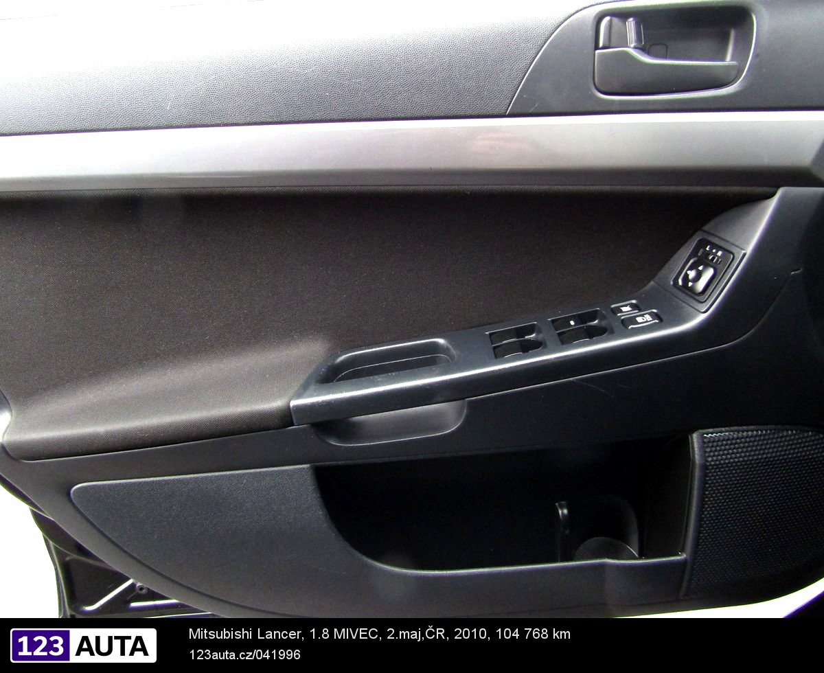 Mitsubishi Lancer, 2010 - pohled č. 18