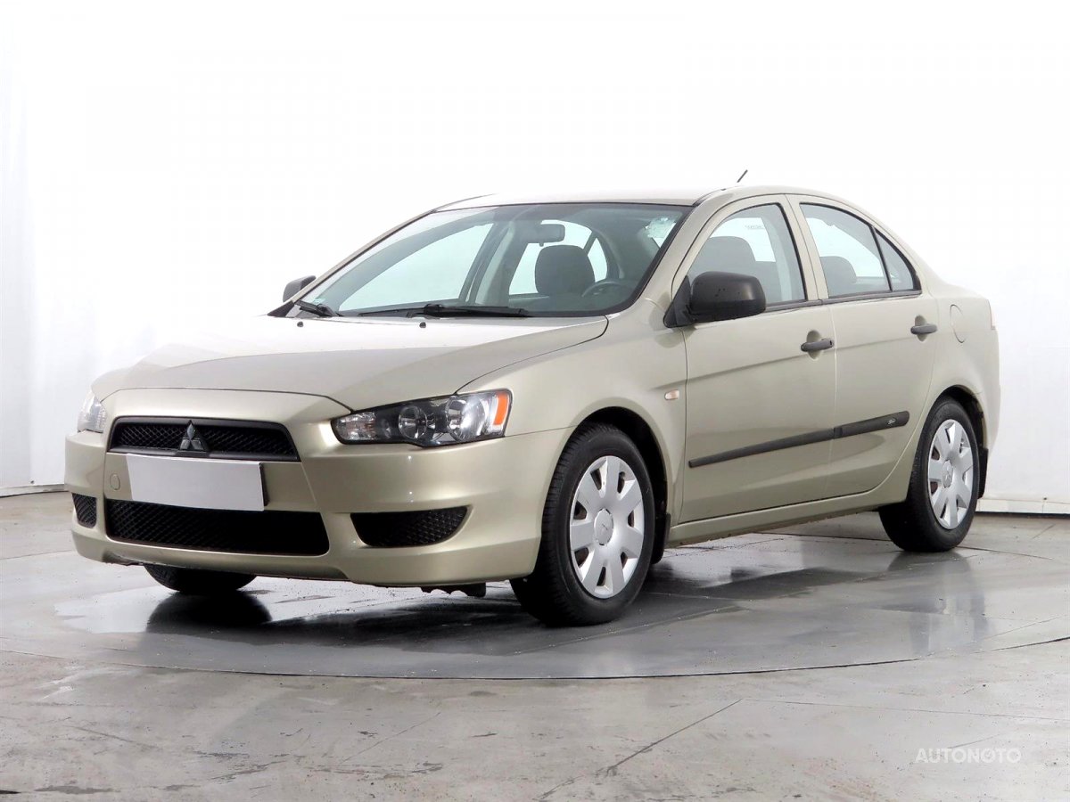 Mitsubishi Lancer, 2010 - pohled č. 3