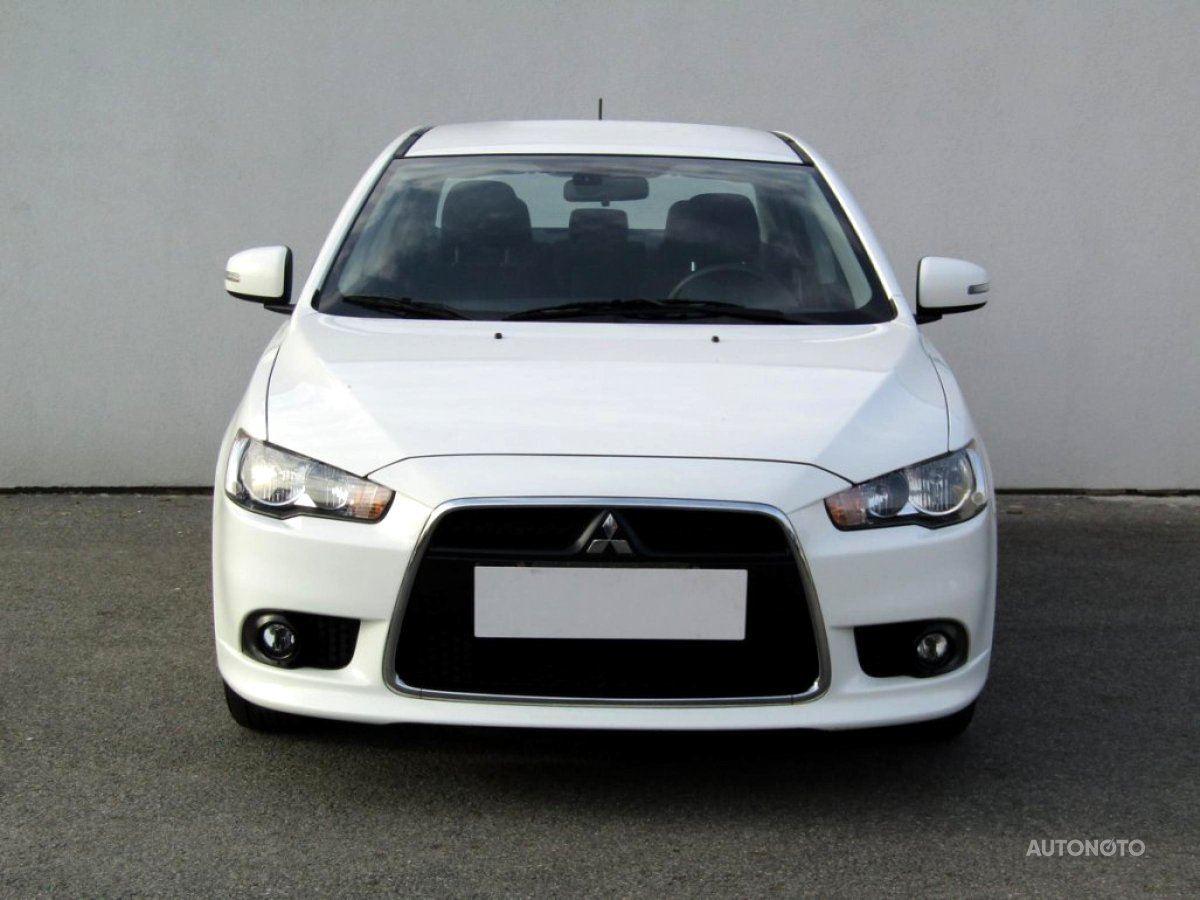 Mitsubishi Lancer, 2010 - pohled č. 2