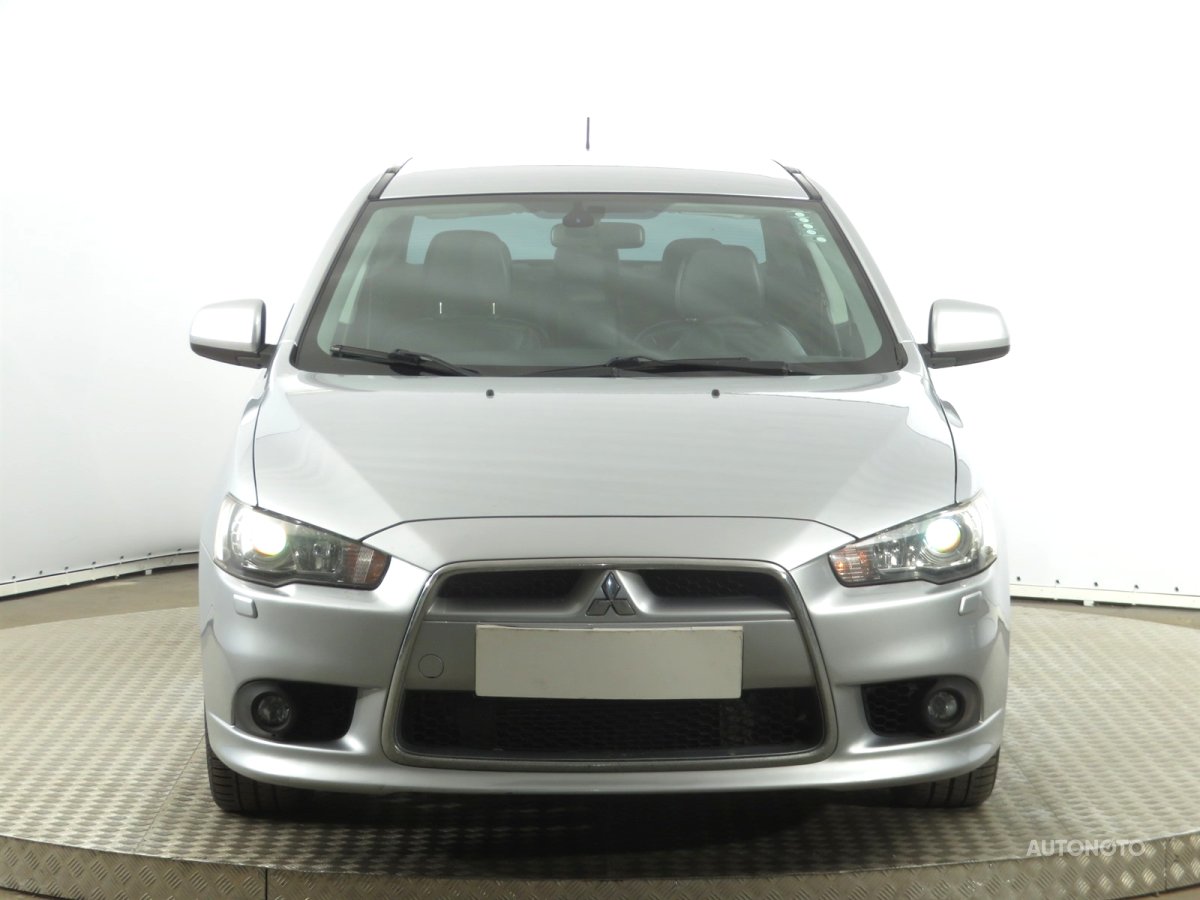 Mitsubishi Lancer, 2010 - pohled č. 2