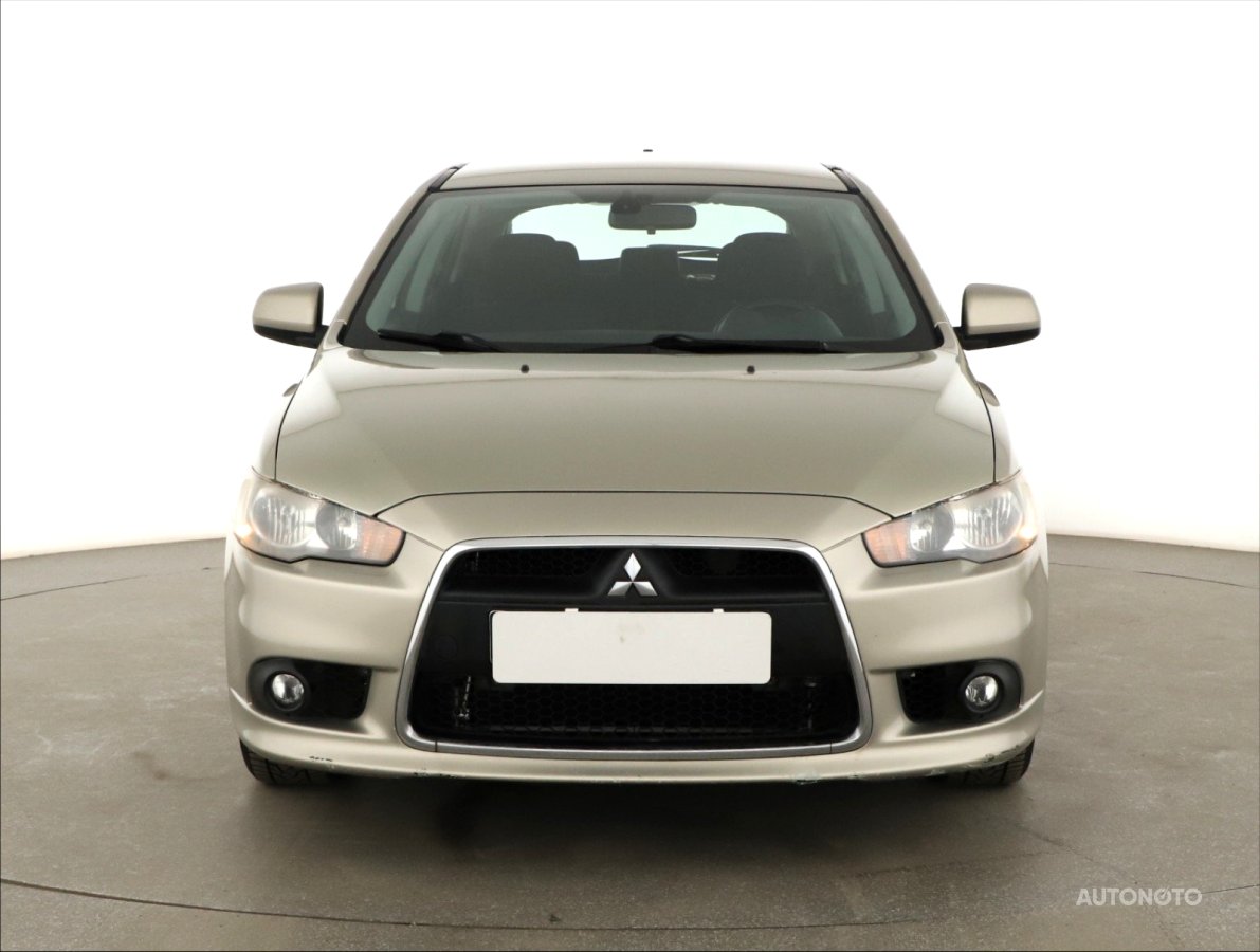 Mitsubishi Lancer, 2010 - pohled č. 2