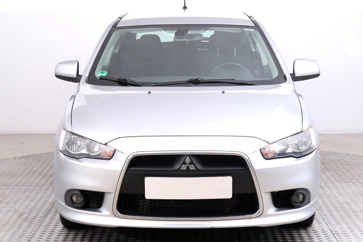 Mitsubishi Lancer, 2010 - pohled č. 2