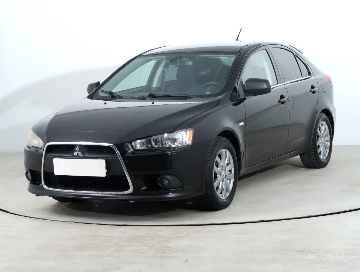 Mitsubishi Lancer, 2010 - pohled č. 3
