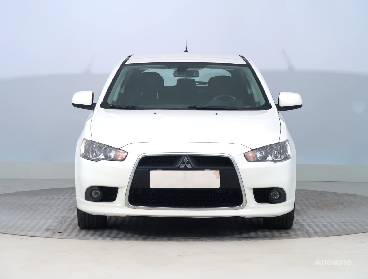 Mitsubishi Lancer, 2010 - pohled č. 2