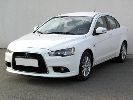 Mitsubishi Lancer, 2014 - pohled č. 3