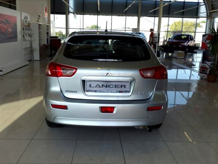 Mitsubishi Lancer, 2018 - pohled č. 5
