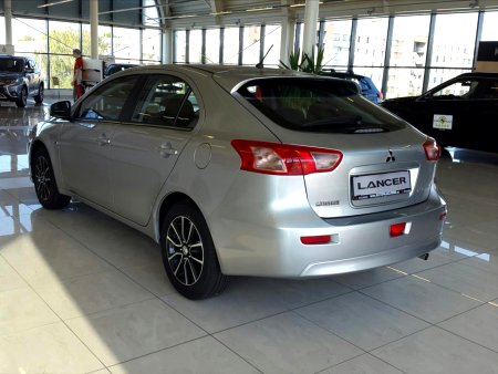 Mitsubishi Lancer, 2018 - pohled č. 6