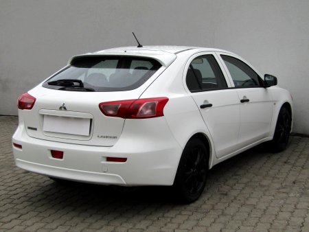 Mitsubishi Lancer, 2015 - pohled č. 5