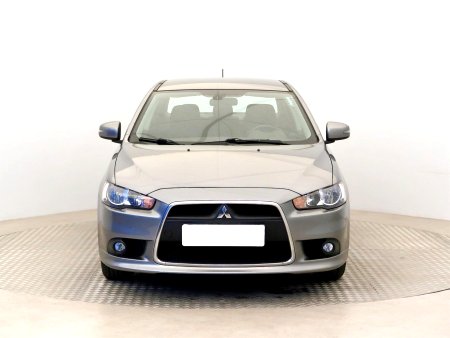 Mitsubishi Lancer, 2015 - pohled č. 2