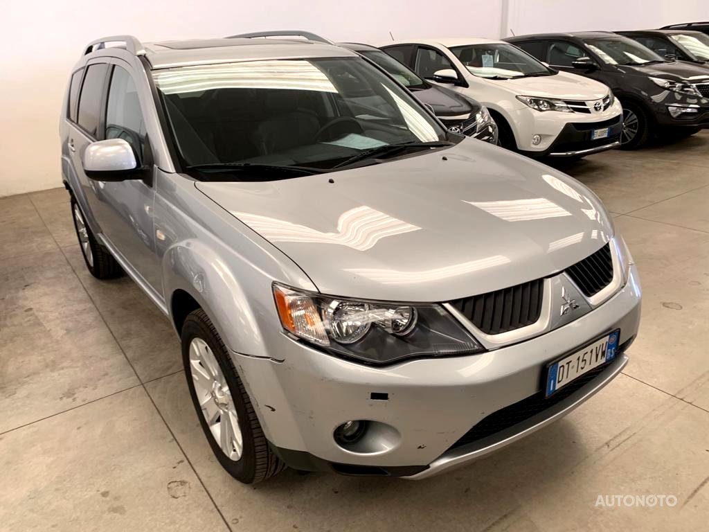 Mitsubishi Outlander, 2009 - pohled č. 3