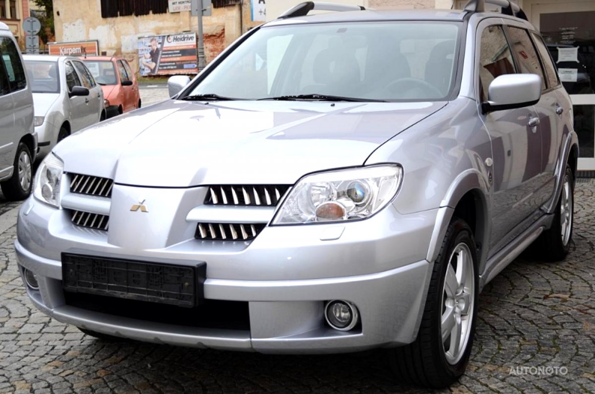 Mitsubishi Outlander, 2006 - pohled č. 3