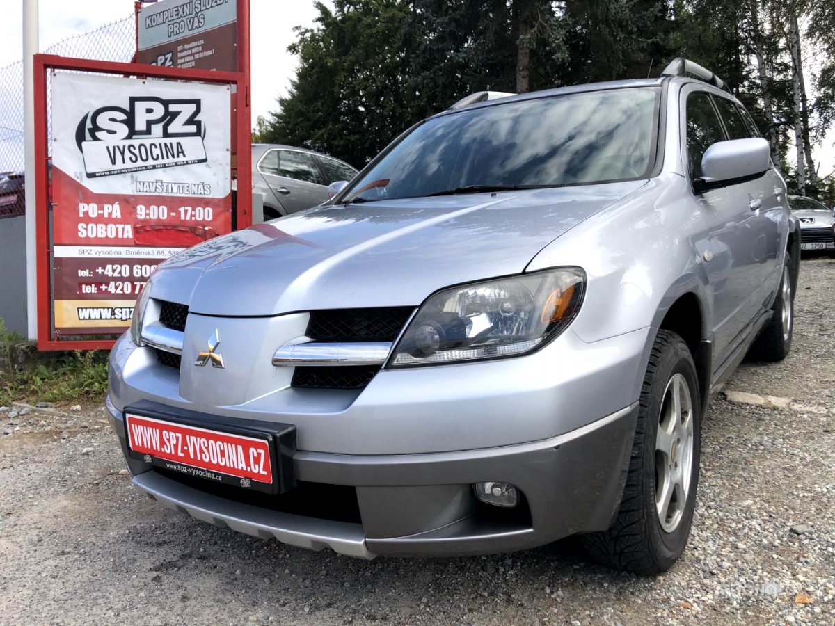 Mitsubishi Outlander, 2004 - celkový pohled