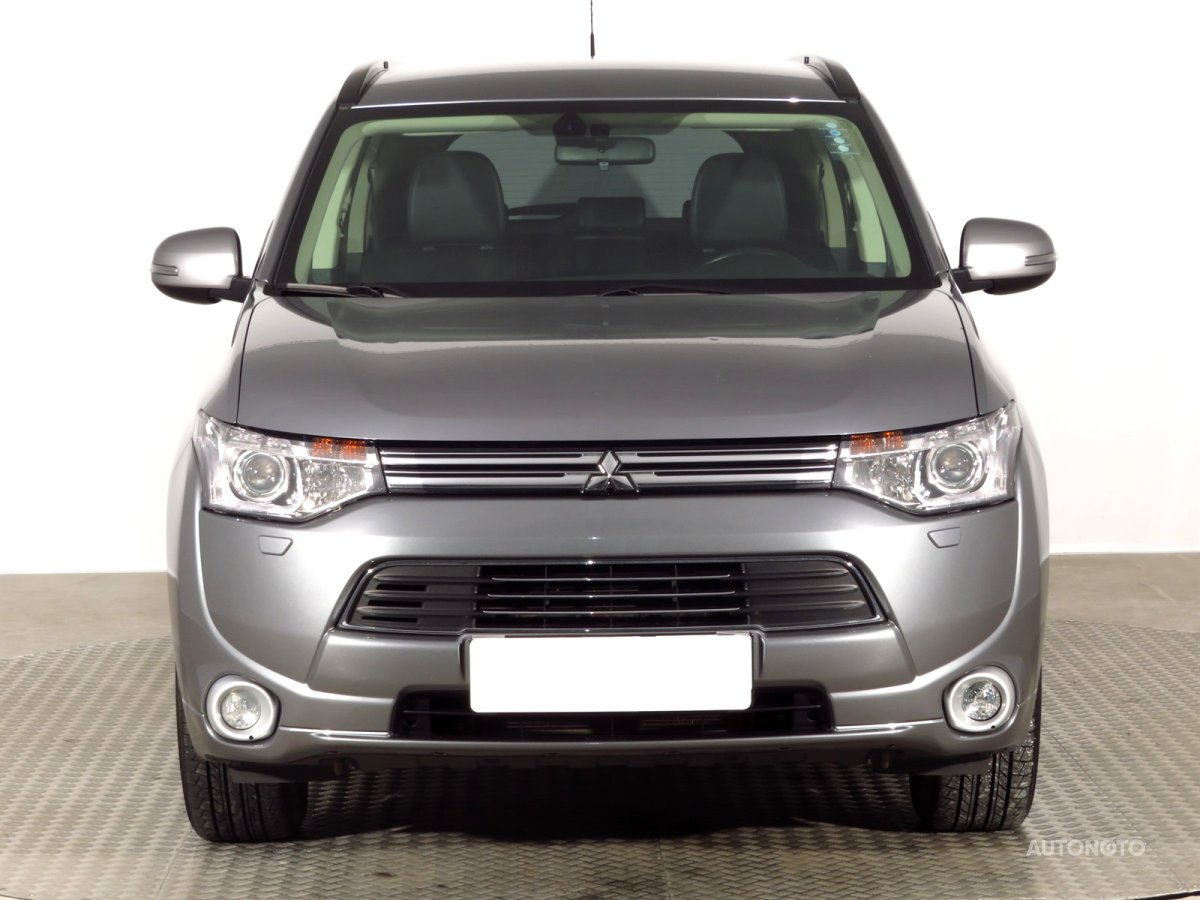Mitsubishi Outlander, 2014 - pohled č. 2