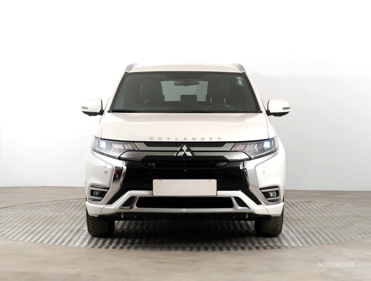 Mitsubishi Outlander, 2018 - pohled č. 2