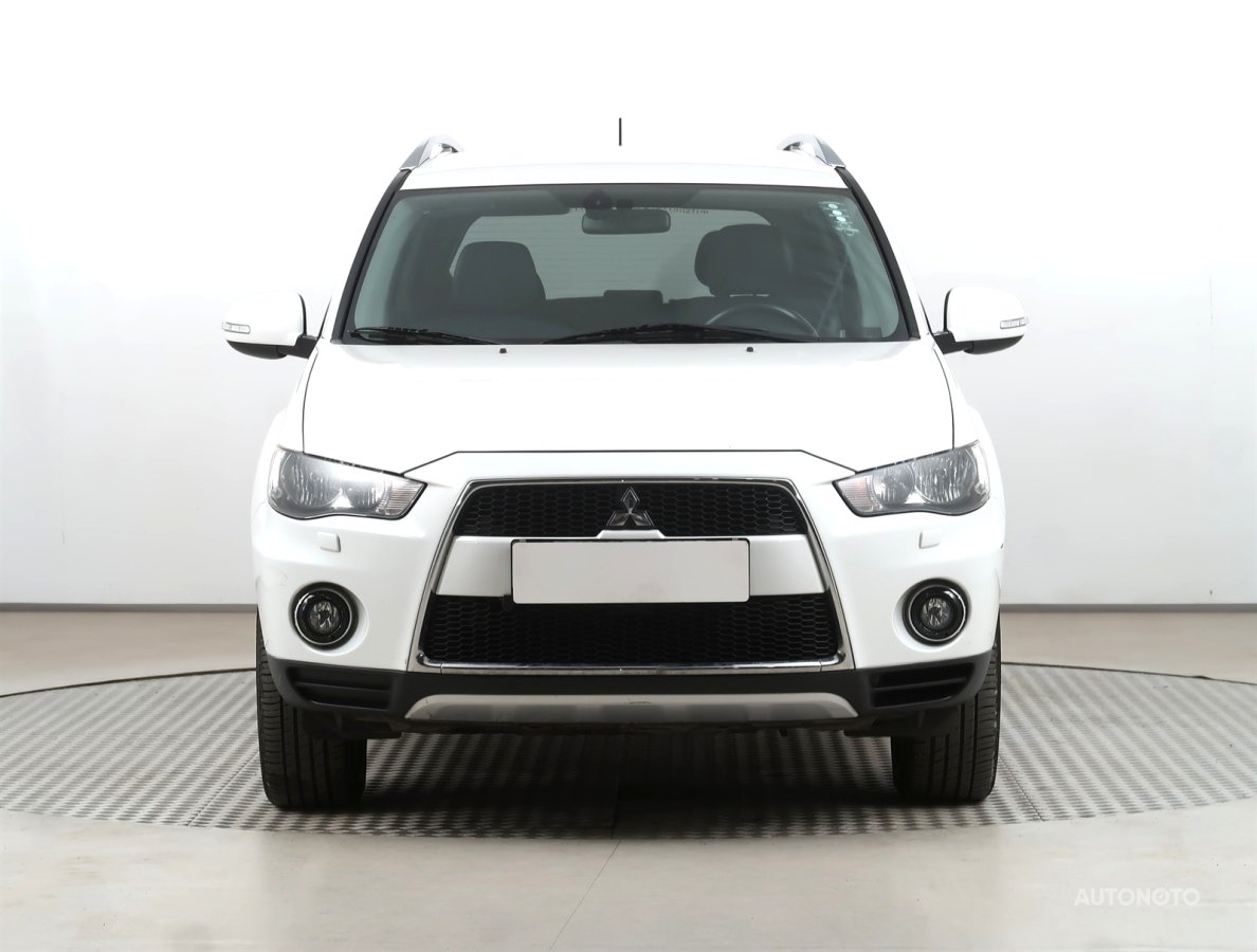 Mitsubishi Outlander, 2010 - pohled č. 2