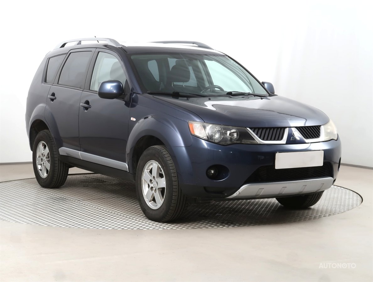 Mitsubishi Outlander, 2009 - celkový pohled