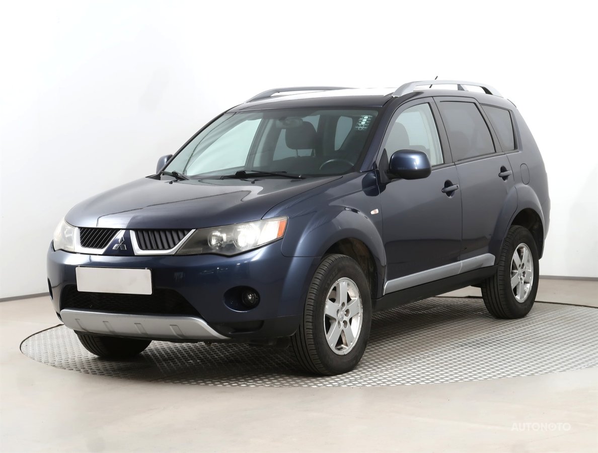 Mitsubishi Outlander, 2009 - pohled č. 3
