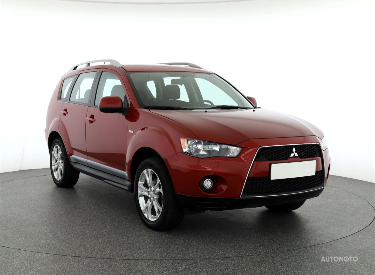 Mitsubishi Outlander, 2011 - celkový pohled