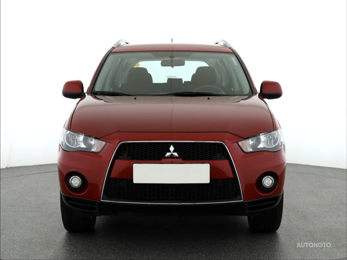 Mitsubishi Outlander, 2011 - pohled č. 2