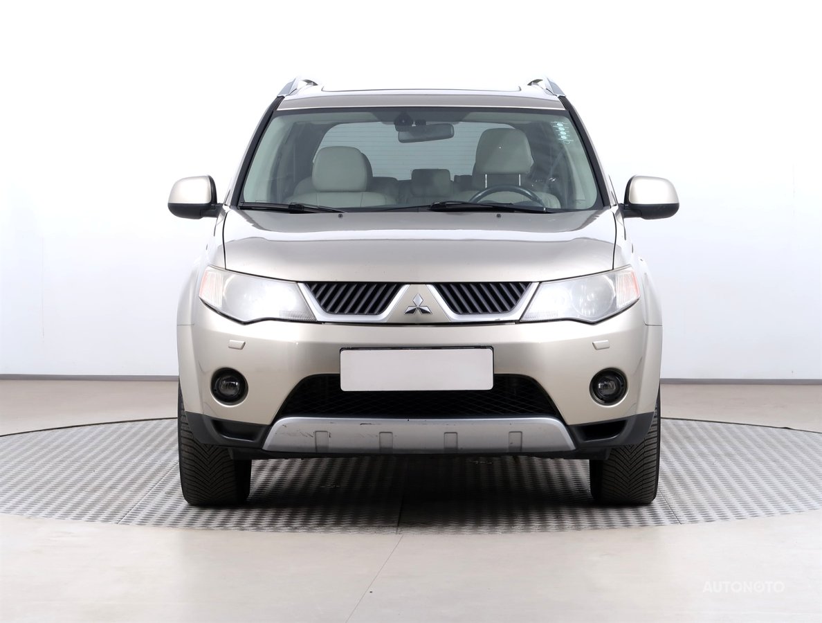 Mitsubishi Outlander, 2008 - pohled č. 2