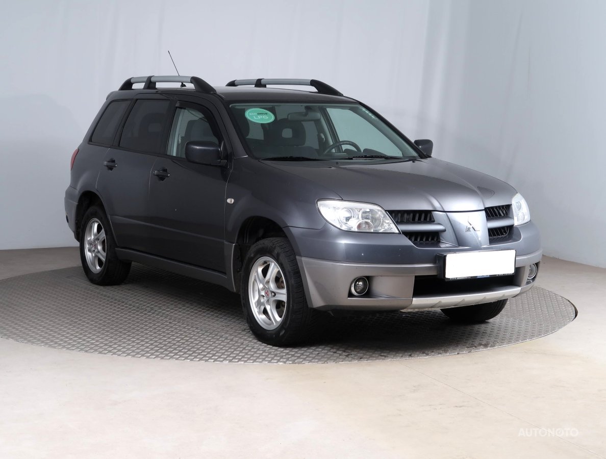 Mitsubishi Outlander, 2008 - celkový pohled